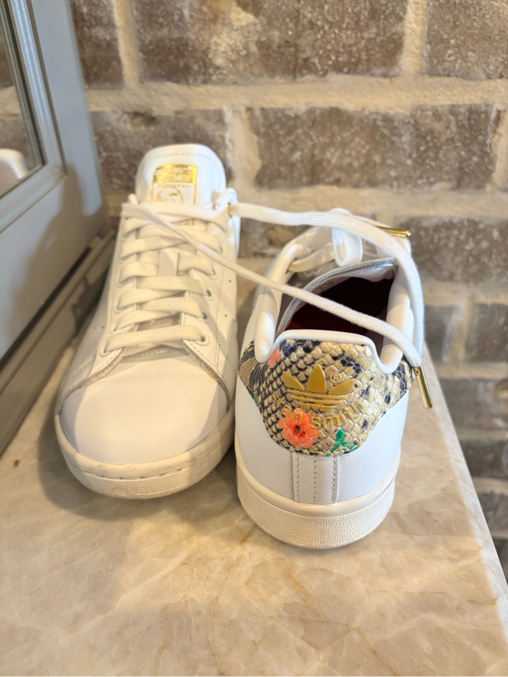 adidas White Low-Top Sneakers with Gold & Multicolor Heel Detail
